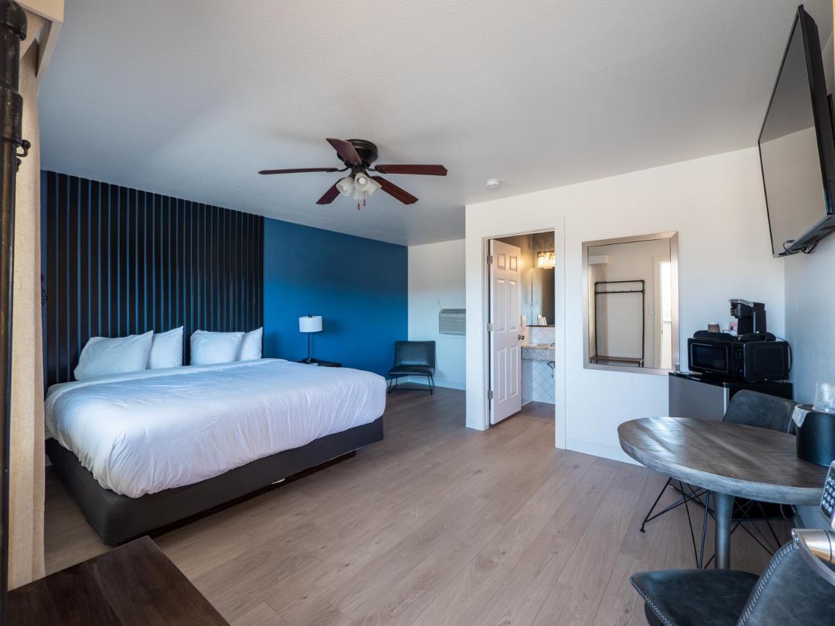 Balanced Rock Inn Fruita Bagian luar foto